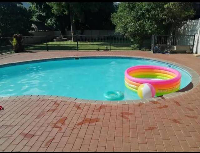 5 BEDROOM HOUSE FOR SALE IN MAYVILLE